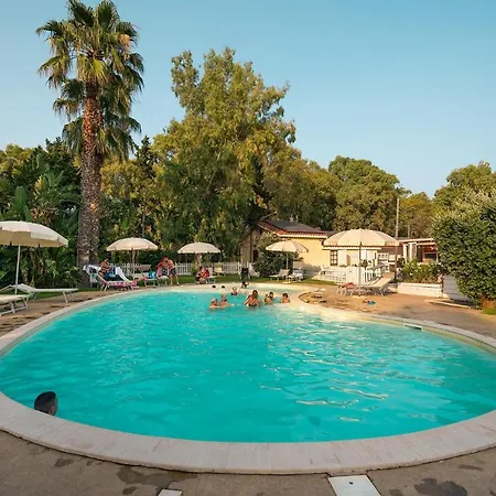 Kampaoh Flumendosa Luxe tent Santa Margherita di Pula